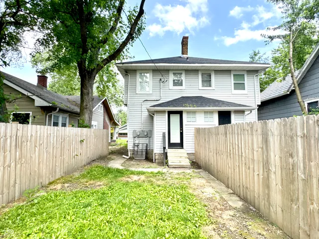 $99,900 | 824 Lasalle Street, Indianapolis, IN 46201