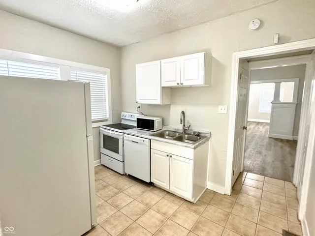 $99,900 | 824 Lasalle Street, Indianapolis, IN 46201