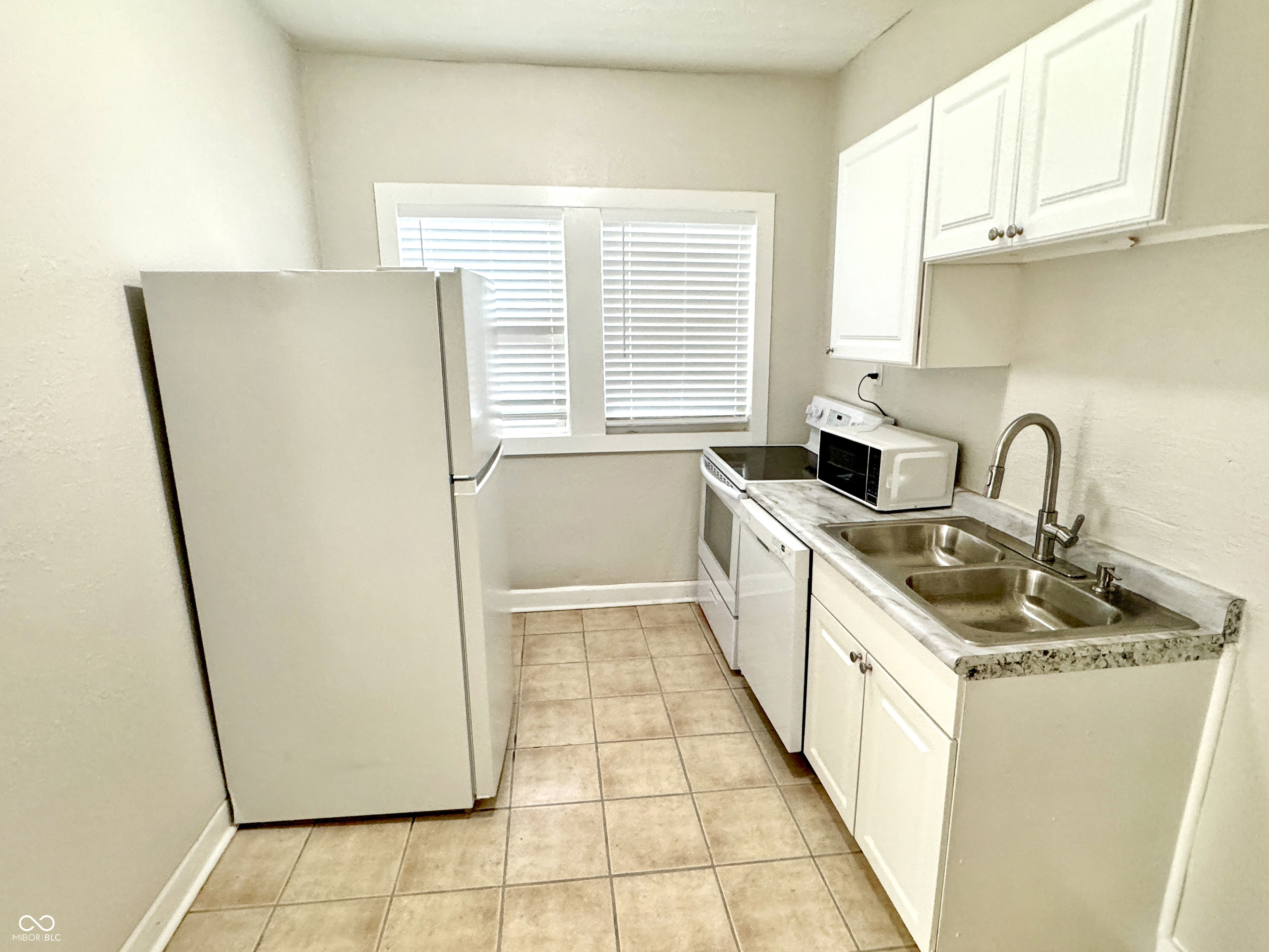 824 Lasalle Street Indianapolis, IN 46201 - Photo 19 of 33