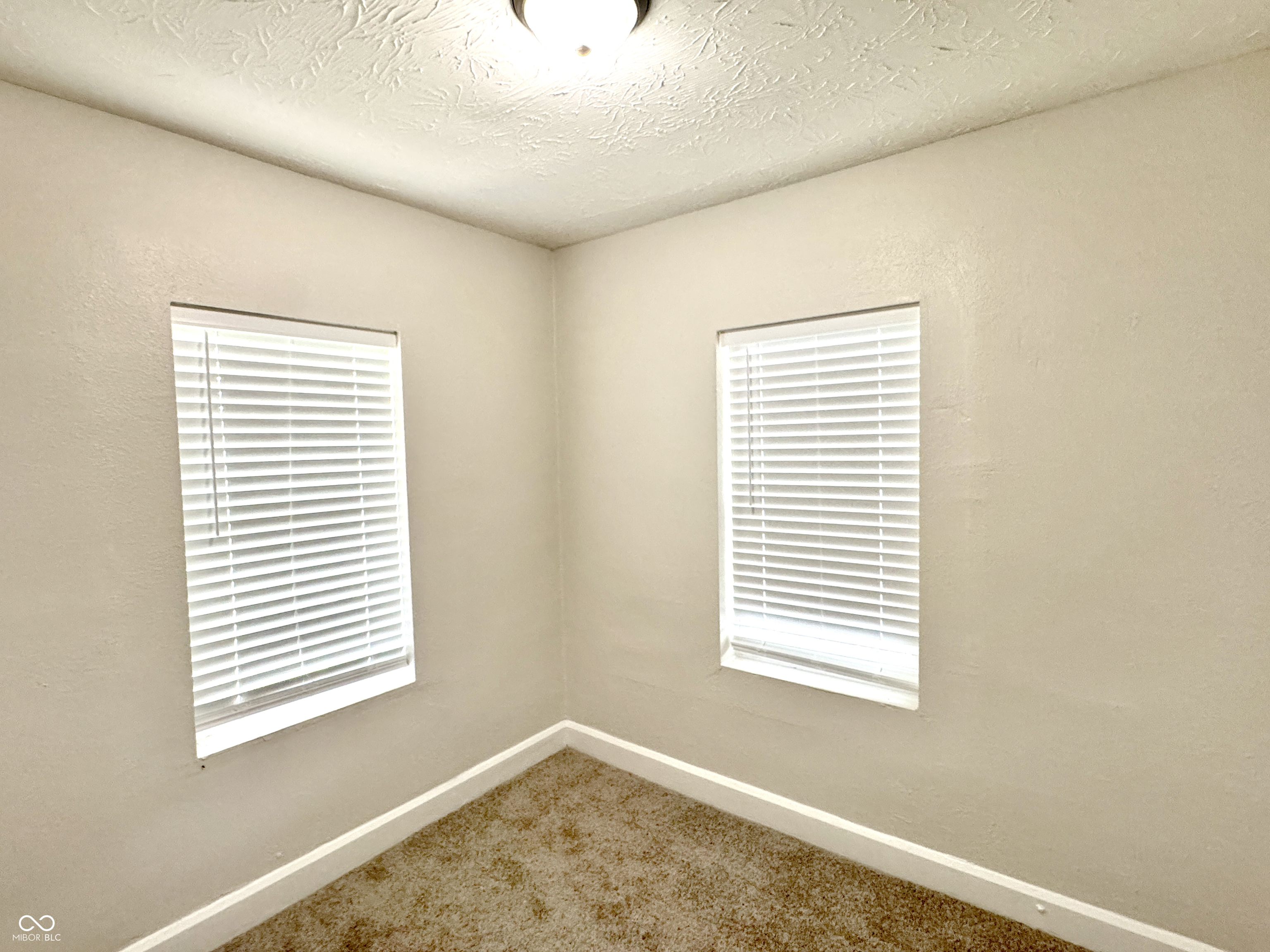 824 Lasalle Street Indianapolis, IN 46201 - Photo 20 of 33