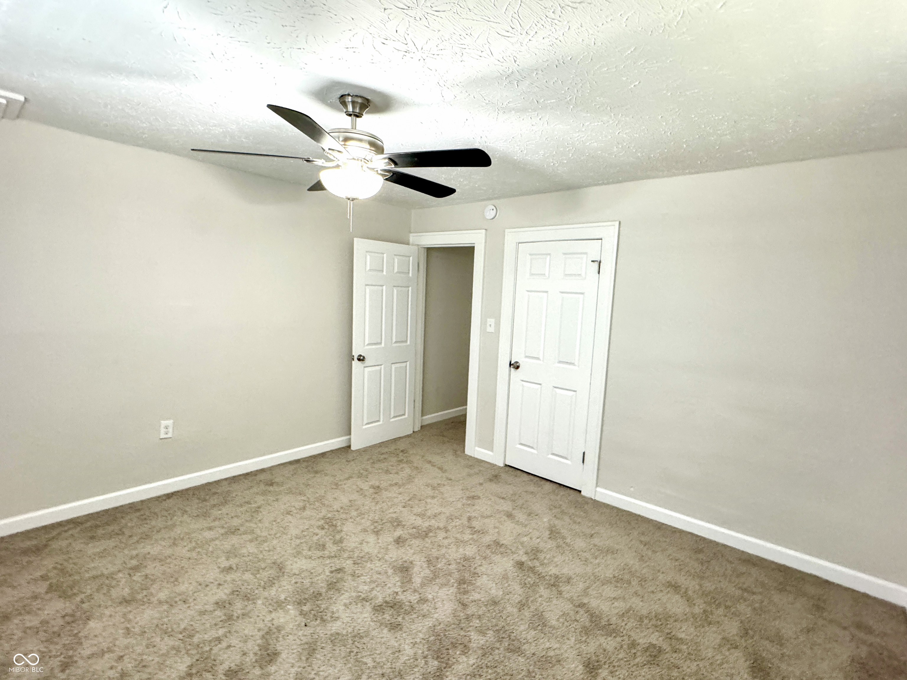 824 Lasalle Street Indianapolis, IN 46201 - Photo 25 of 33