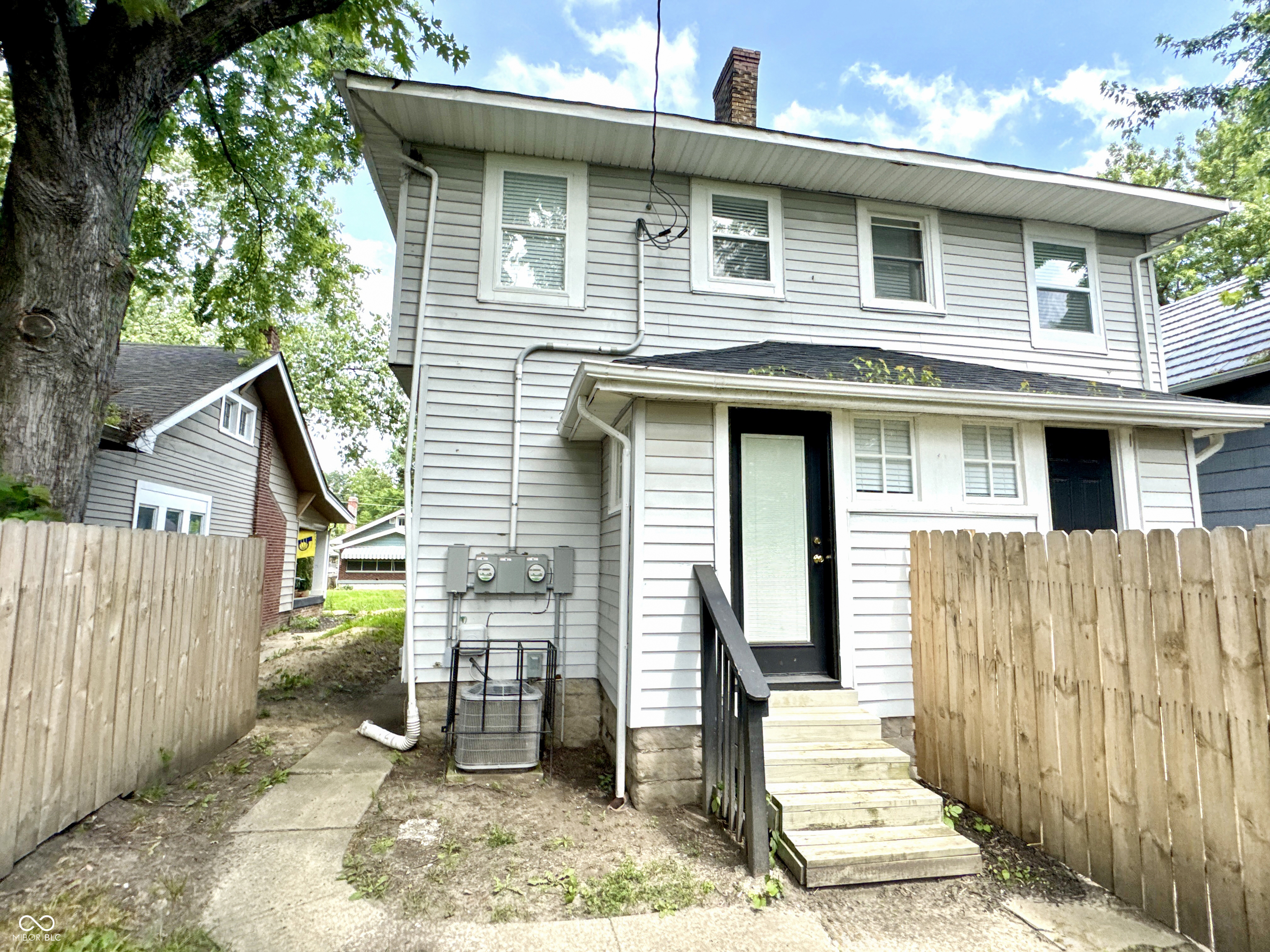 824 Lasalle Street Indianapolis, IN 46201 - Photo 5 of 33