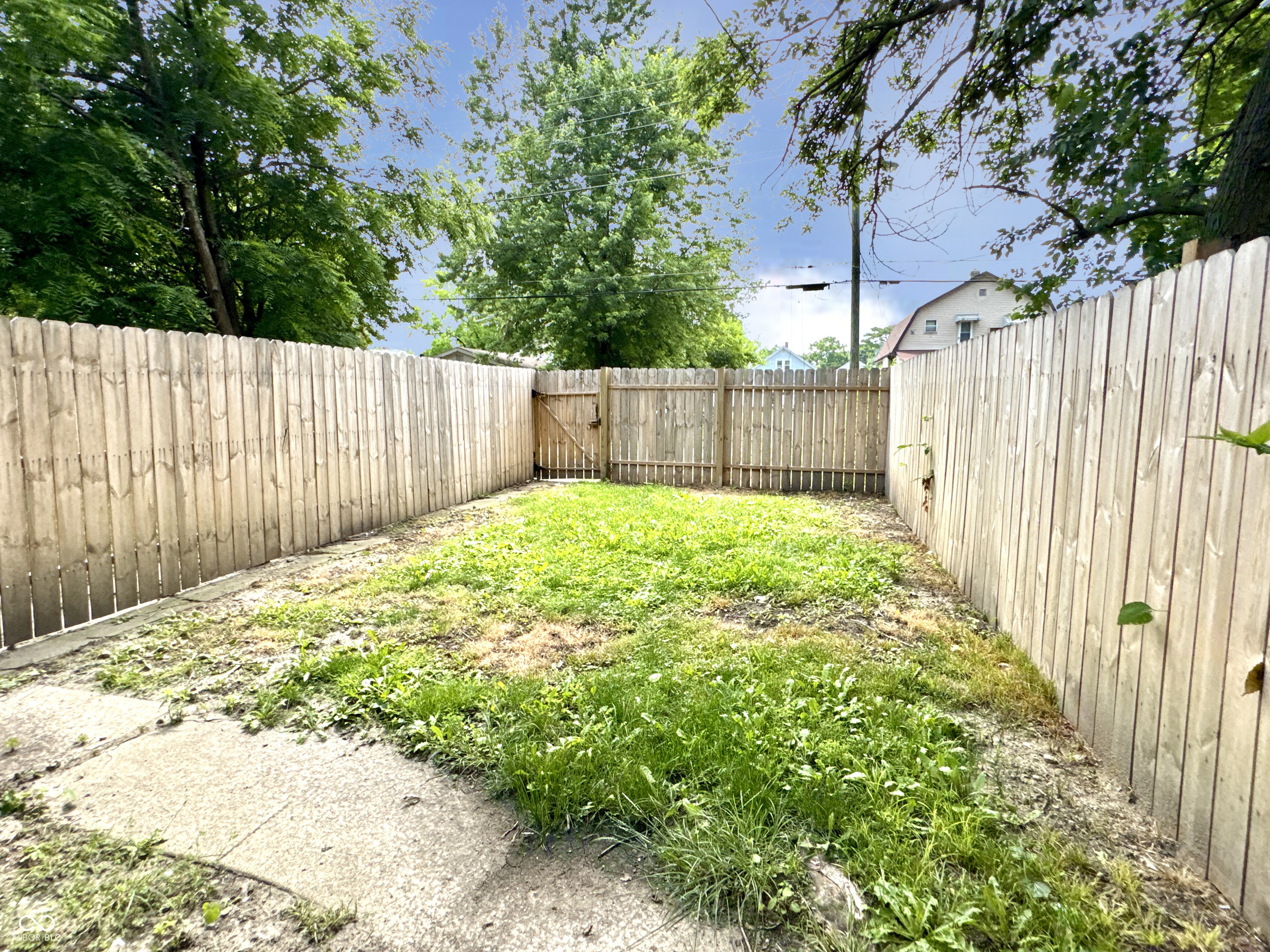 824 Lasalle Street Indianapolis, IN 46201 - Photo 9 of 33