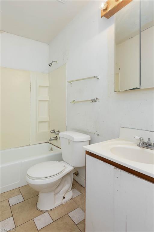 611 Habersham Road High Point, NC 27260 - Photo 12 of 25 Gallery Image 12
