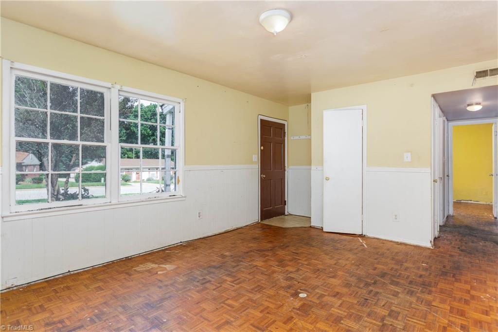 611 Habersham Road High Point, NC 27260 - Photo 4 of 25 Gallery Image 4