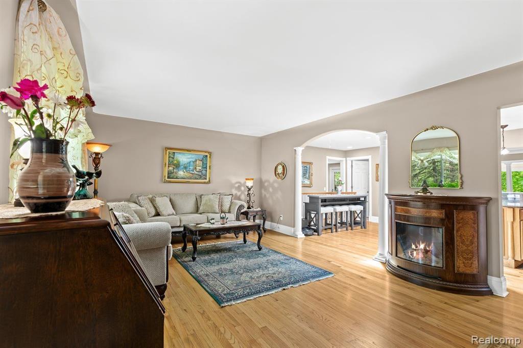 52851 Fairchild Road Chesterfield, MI 48051 - Photo 15 of 70