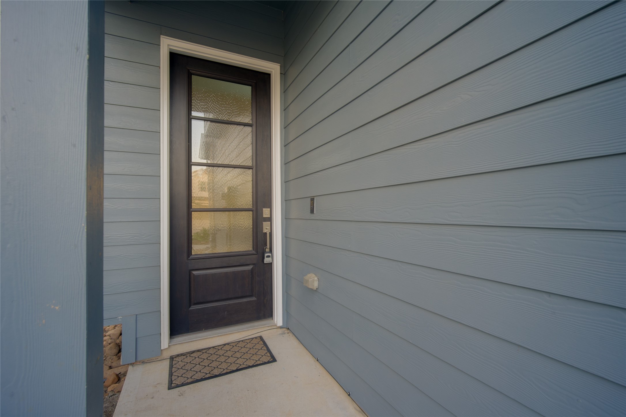 1634 Ryon Falls Drive Richmond, TX 77469 - Photo 3 of 33