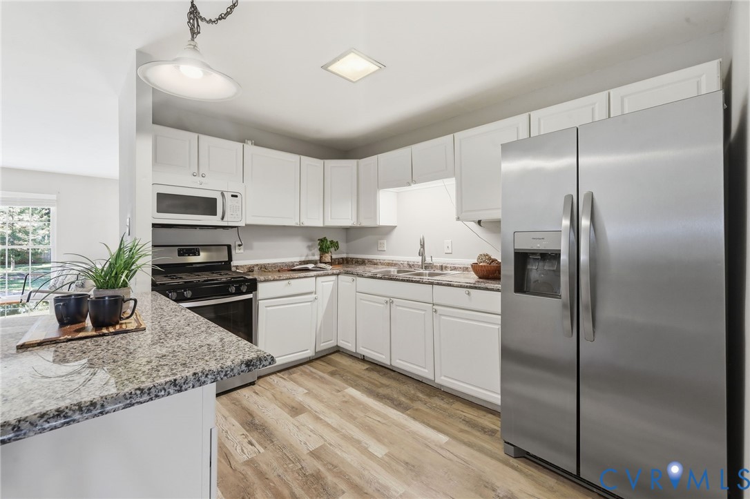 2305 Lockwood Road Henrico, VA 23294 - Photo 11 of 39