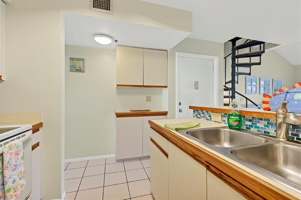 9400 Little Gasparilla, Unit E2 Boca Grande, FL 33921 - Photo 8 of 25