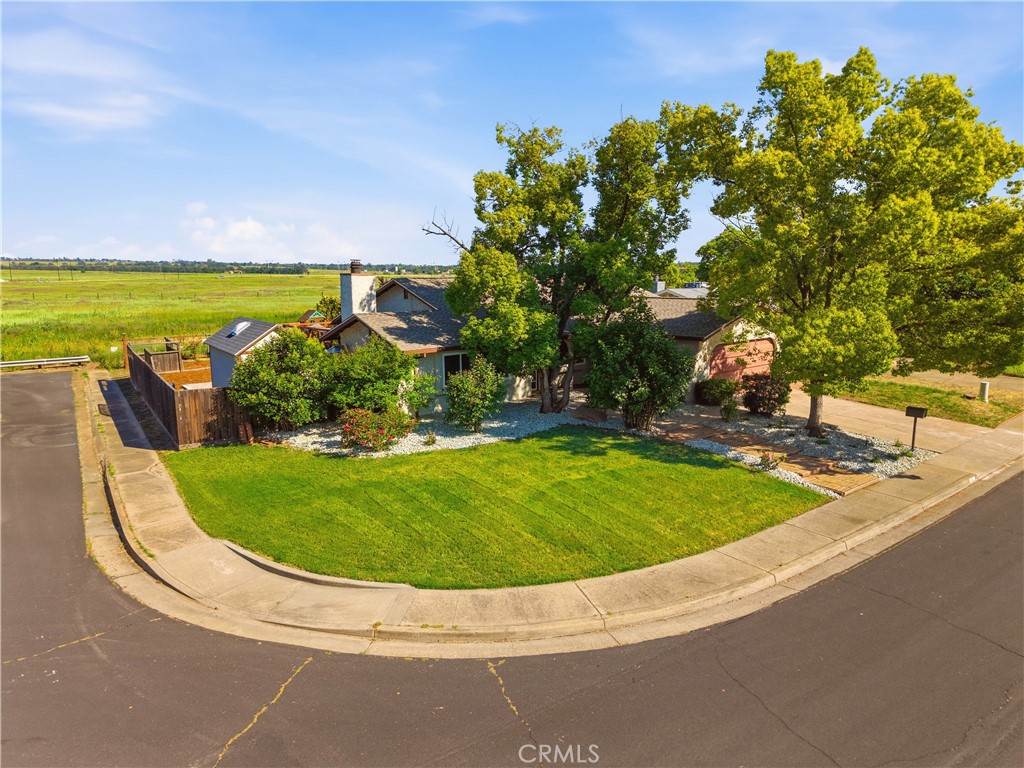 9 Niagara Way Chico, CA 95928 - Photo 2 of 39