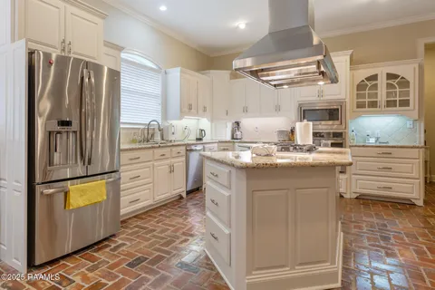 $750,000 | 115 Westfield Drive, Lafayette, LA 70503