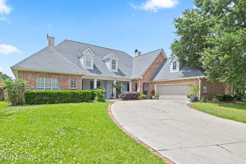 $750,000 | 115 Westfield Drive, Lafayette, LA 70503