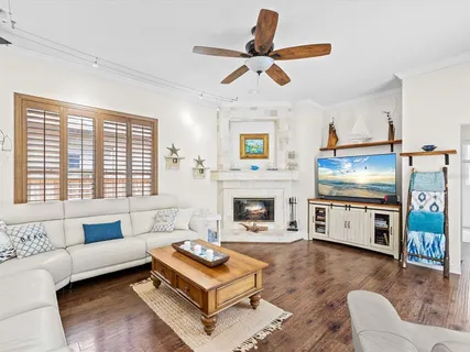 $819,950 | 2033 Long Branch Lane, Clearwater, FL 33760