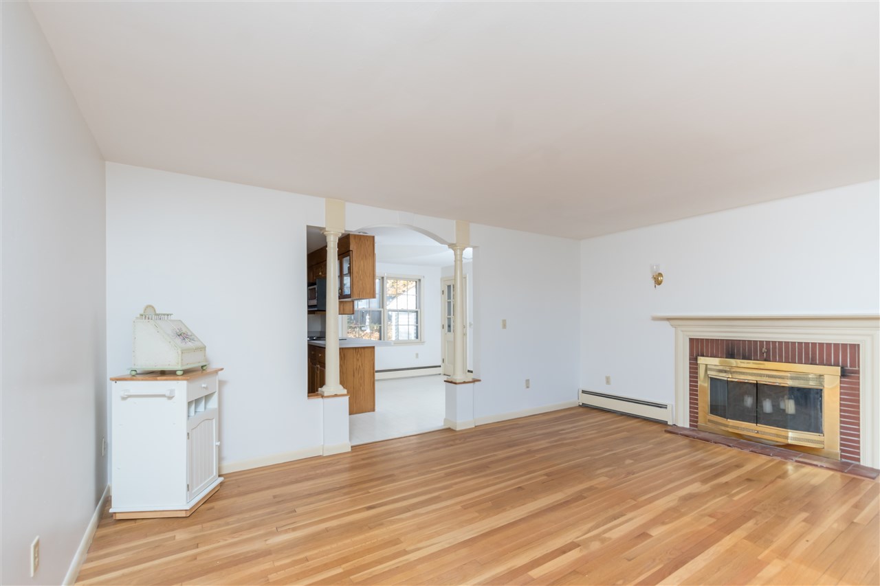 1610 River Road Manchester, NH 03104 - Photo 12 of 24
