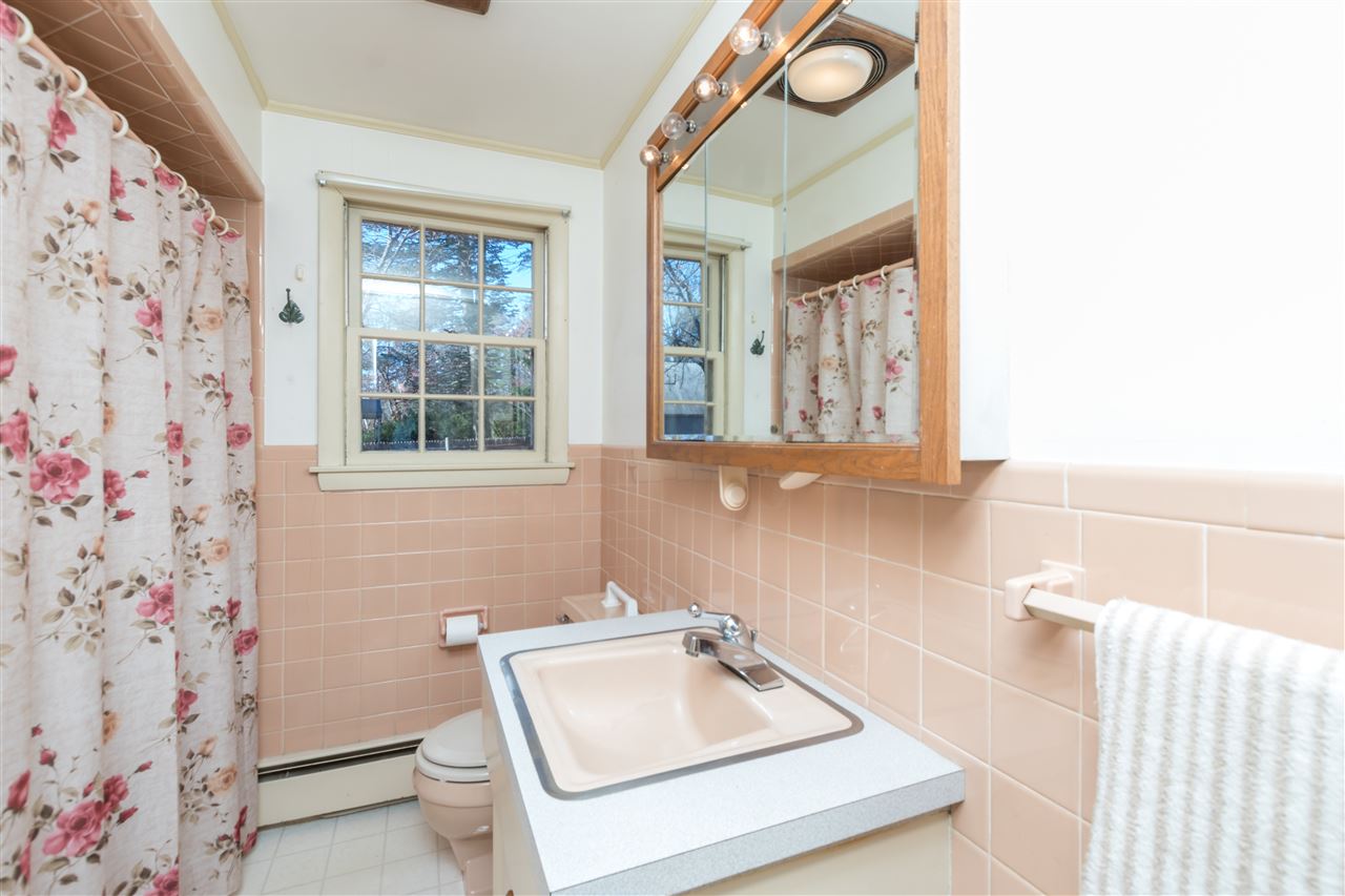1610 River Road Manchester, NH 03104 - Photo 13 of 24