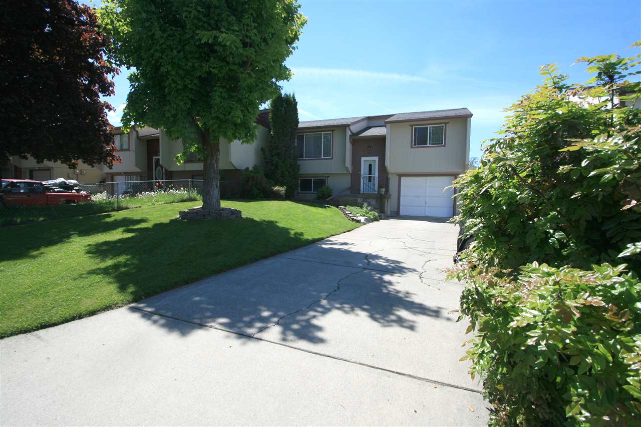 810 South Calvin Road Spokane Valley, WA 99037 - Photo 3 of 20