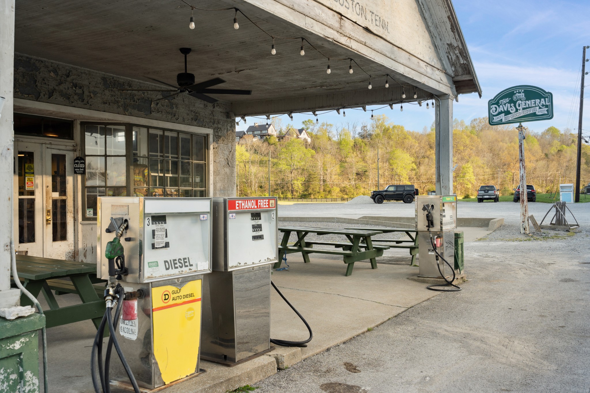 5600 Leipers Creek Road Franklin, TN 37064 - Photo 5 of 39 a living room with furniture and a floor to ceiling window
