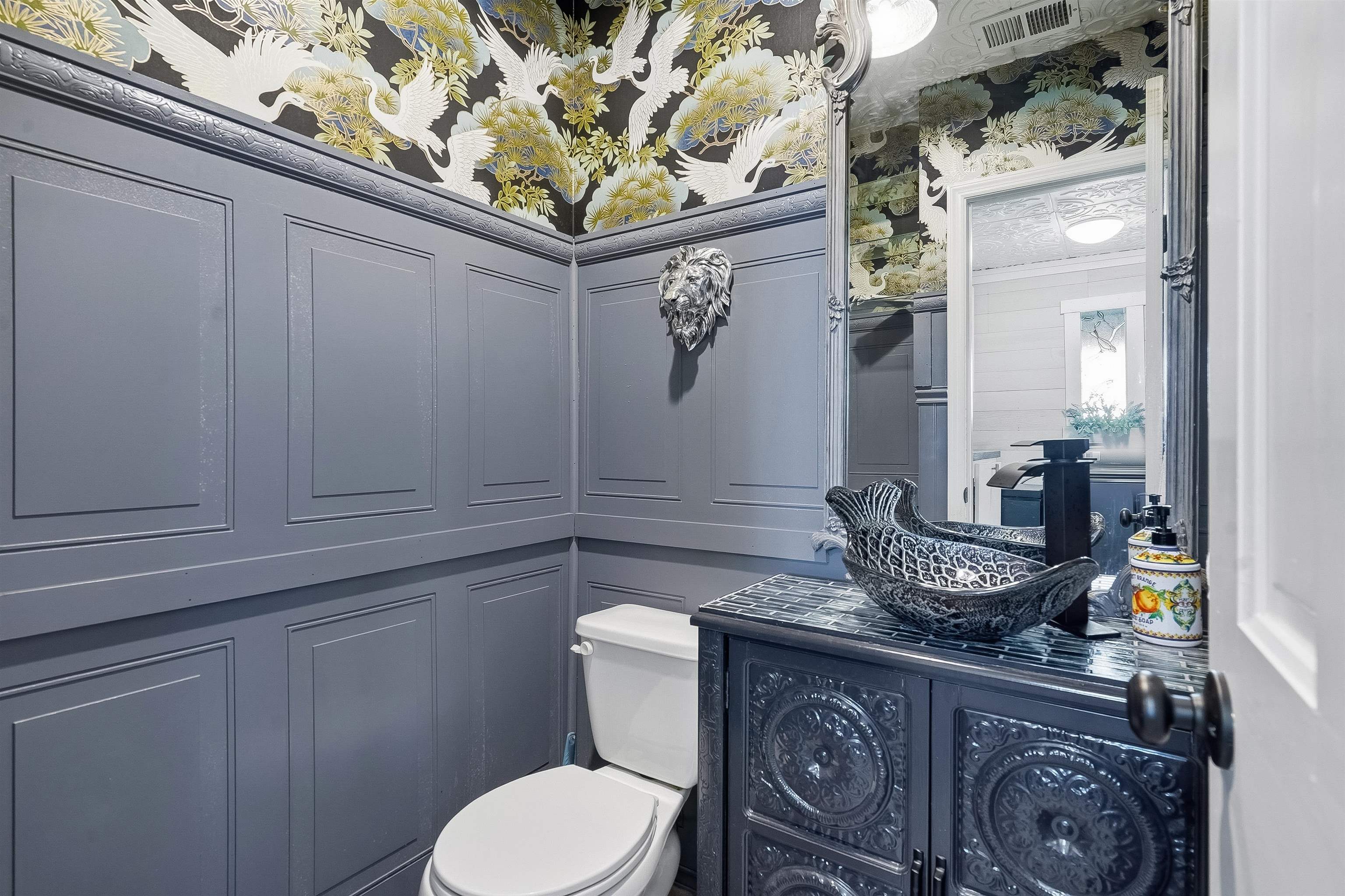 71 Water Street St. Augustine, FL 32084 - Photo 23 of 58 Half bath near kitchen.