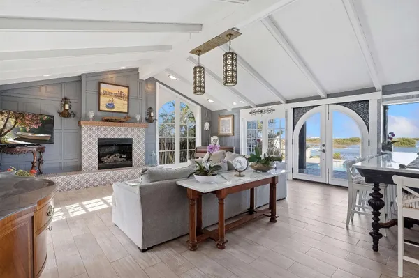 $3,700,000 | 71 Water Street, St. Augustine, FL 32084