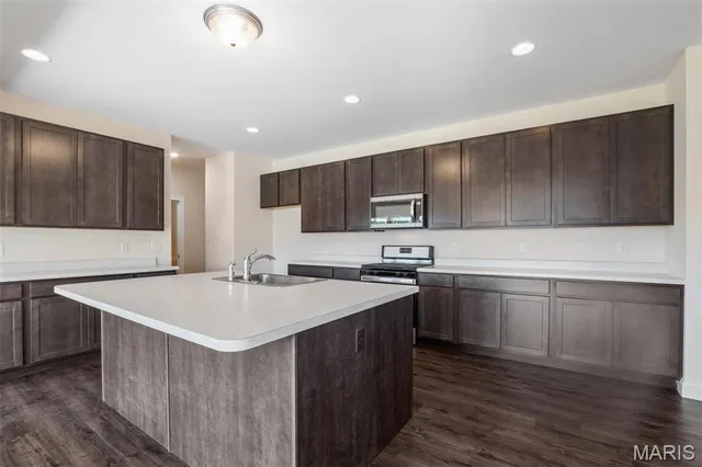 $694,990 | 1 Bradford @ Kreder Farms Street, St. Charles, MO 63304