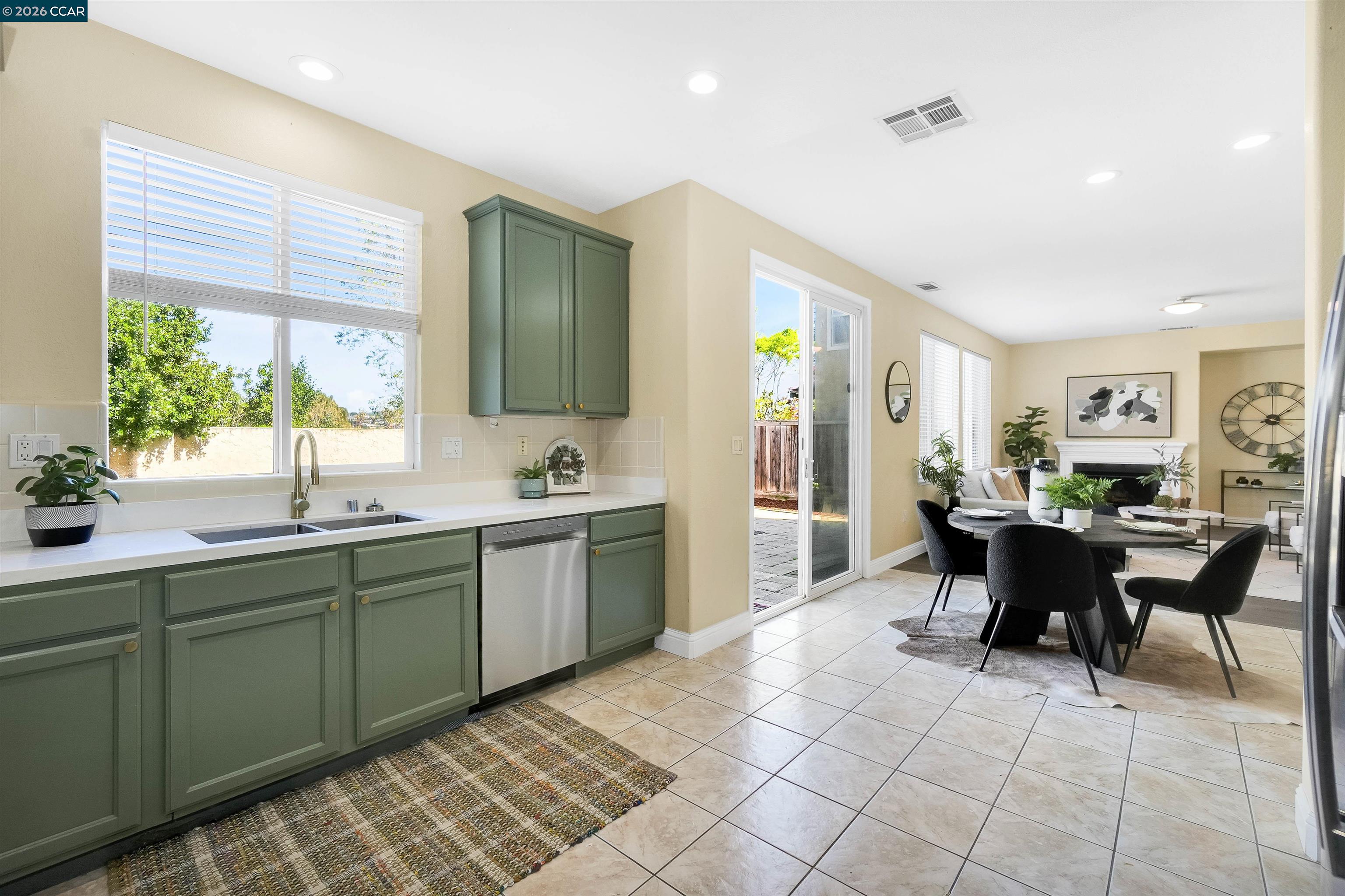 1012 Salt Spray Terrace Hercules, CA 94547 - Photo 15 of 60