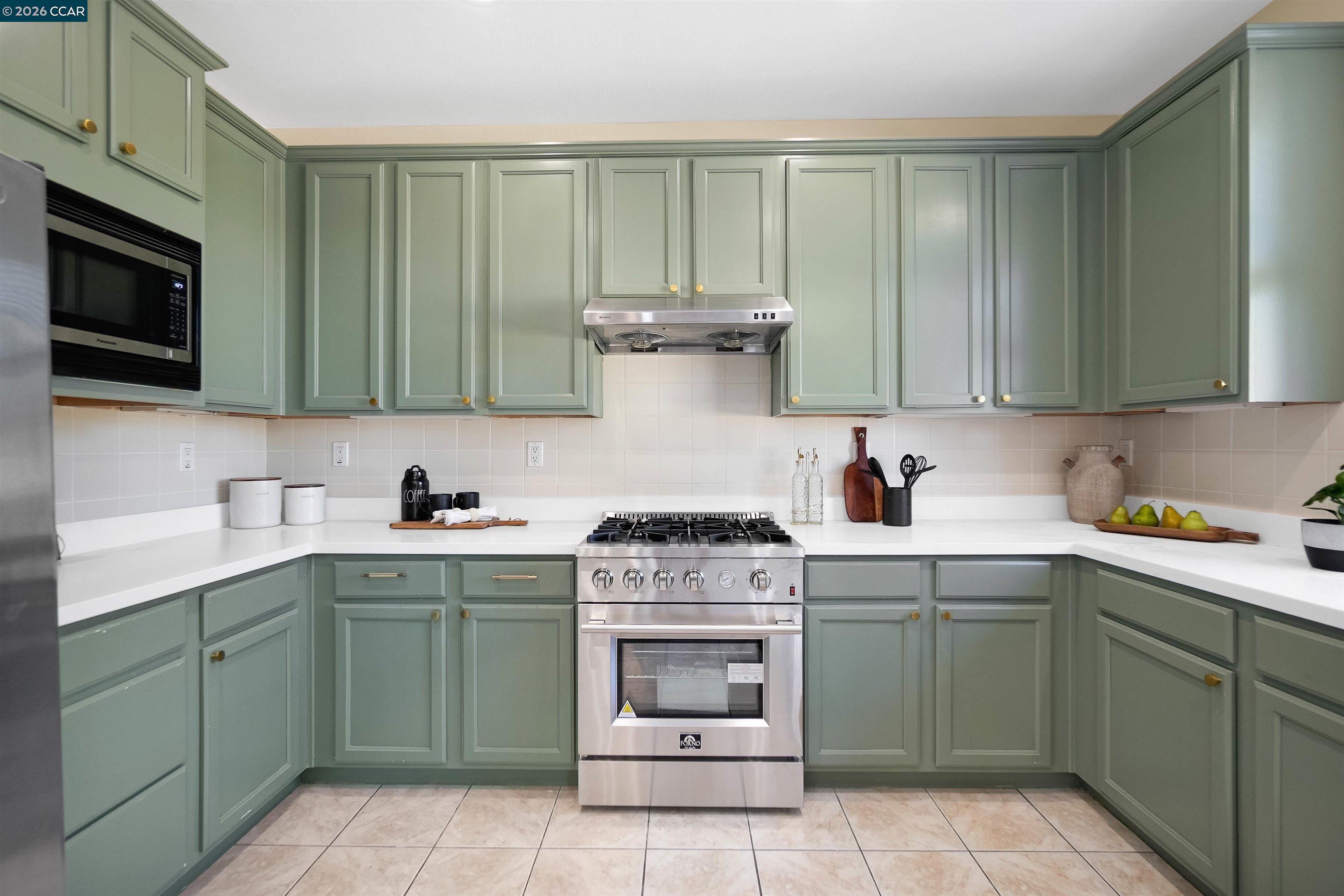1012 Salt Spray Terrace Hercules, CA 94547 - Photo 17 of 60