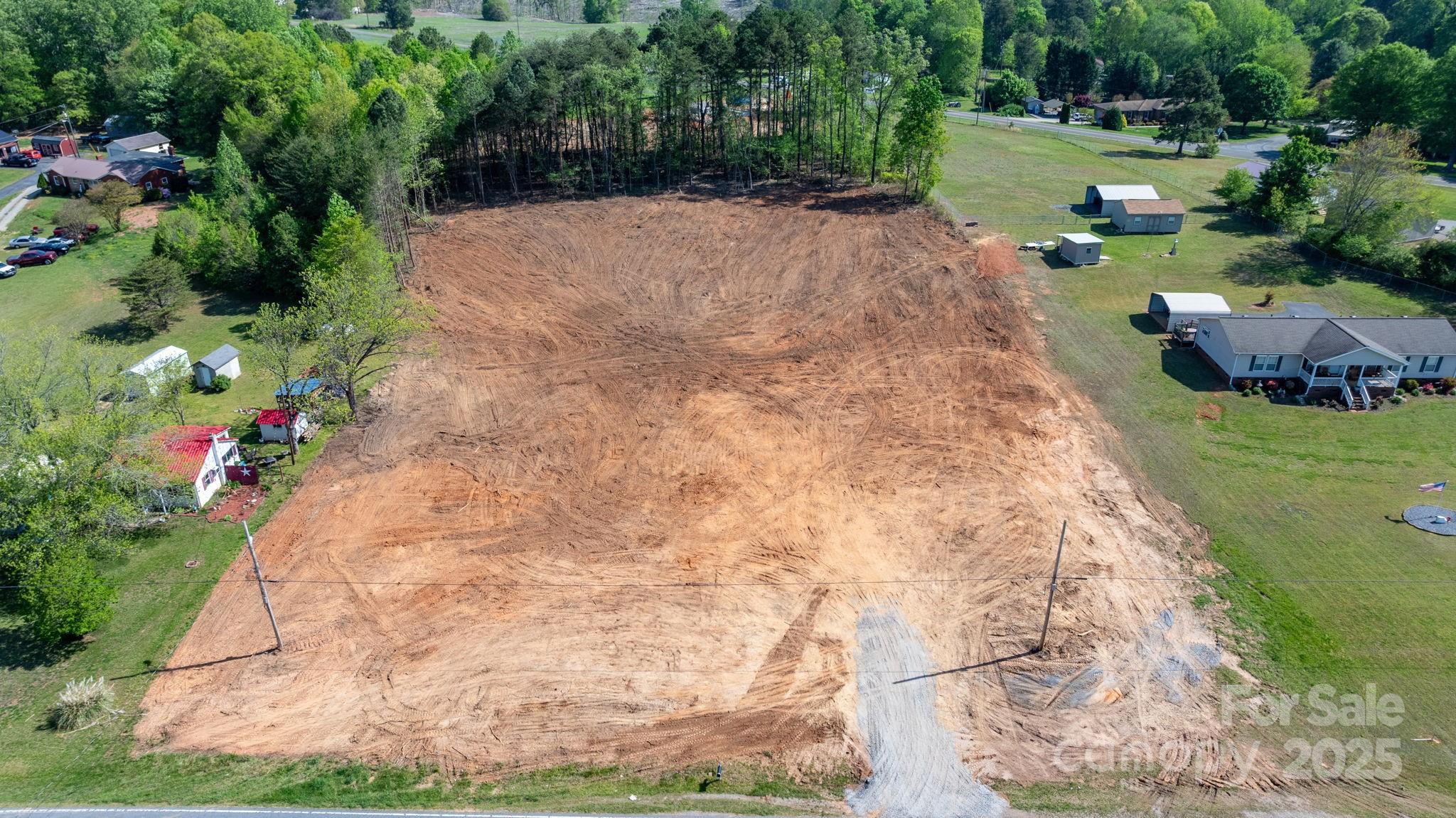2468 East Maiden Road Maiden, NC 28650 - Photo 3 of 7 Gallery Image 3