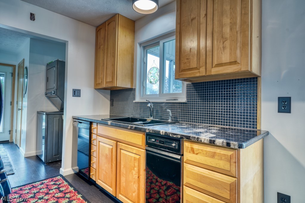 396 Skyview Road Cleveland, OH 44109 - Photo 12 of 35 Gallery Image 12