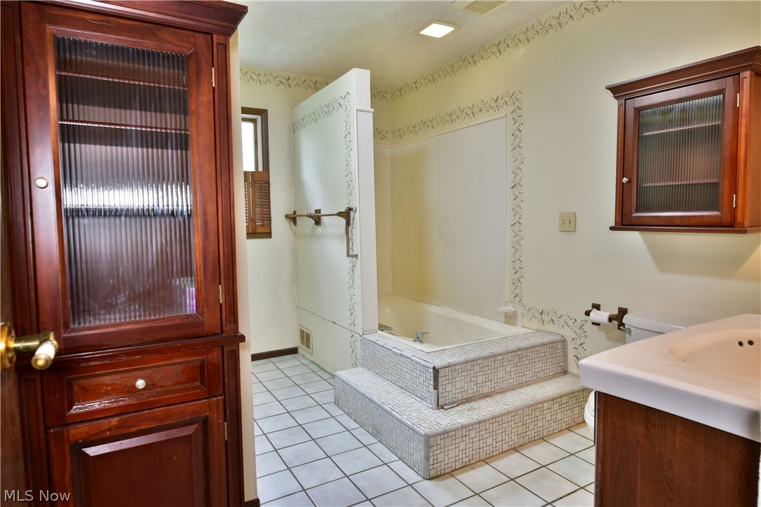 7764 Wilson Sharpsville Road Burghill, OH 44404 - Photo 27 of 35 Gallery Image 27