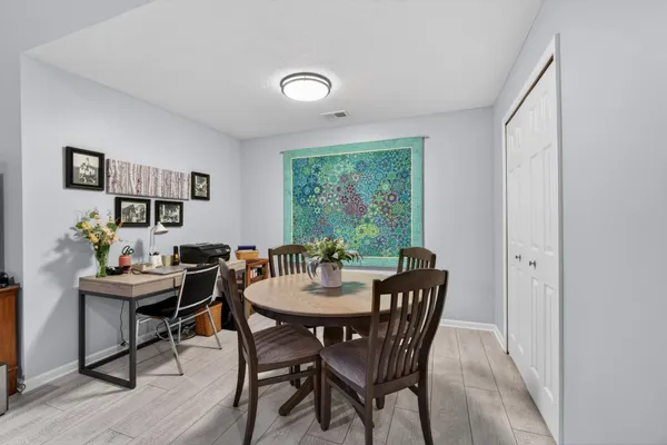 $219,900 | 778 West Barrington Circle, Jackson, MI 49203