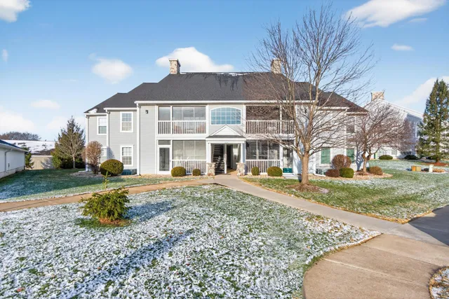 $224,900 | 778 West Barrington Circle, Jackson, MI 49203