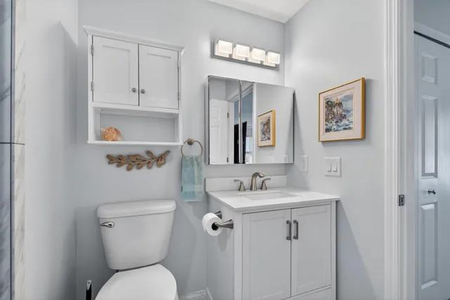 $224,900 | 778 West Barrington Circle, Jackson, MI 49203