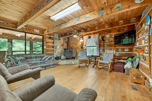 $2,400,000 | 7843 Highway 382, Ellijay, GA 30540