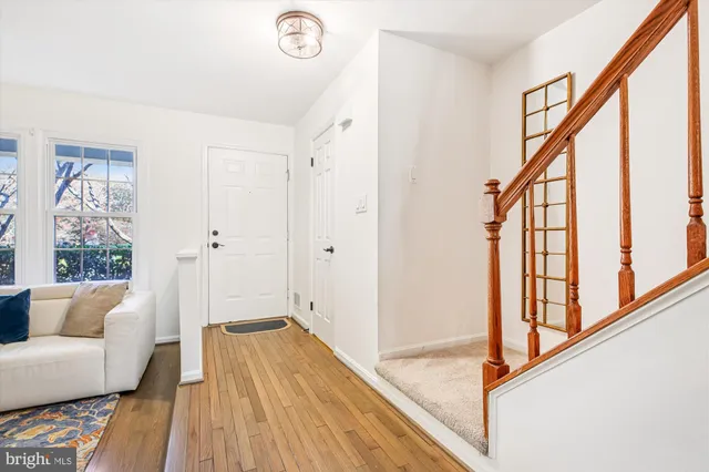 $534,999 | 15630 Cliff Swallow Way, Rockville, MD 20853