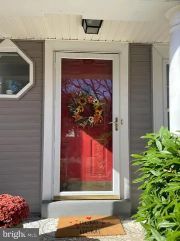 $545,000 | 15630 Cliff Swallow Way, Rockville, MD 20853