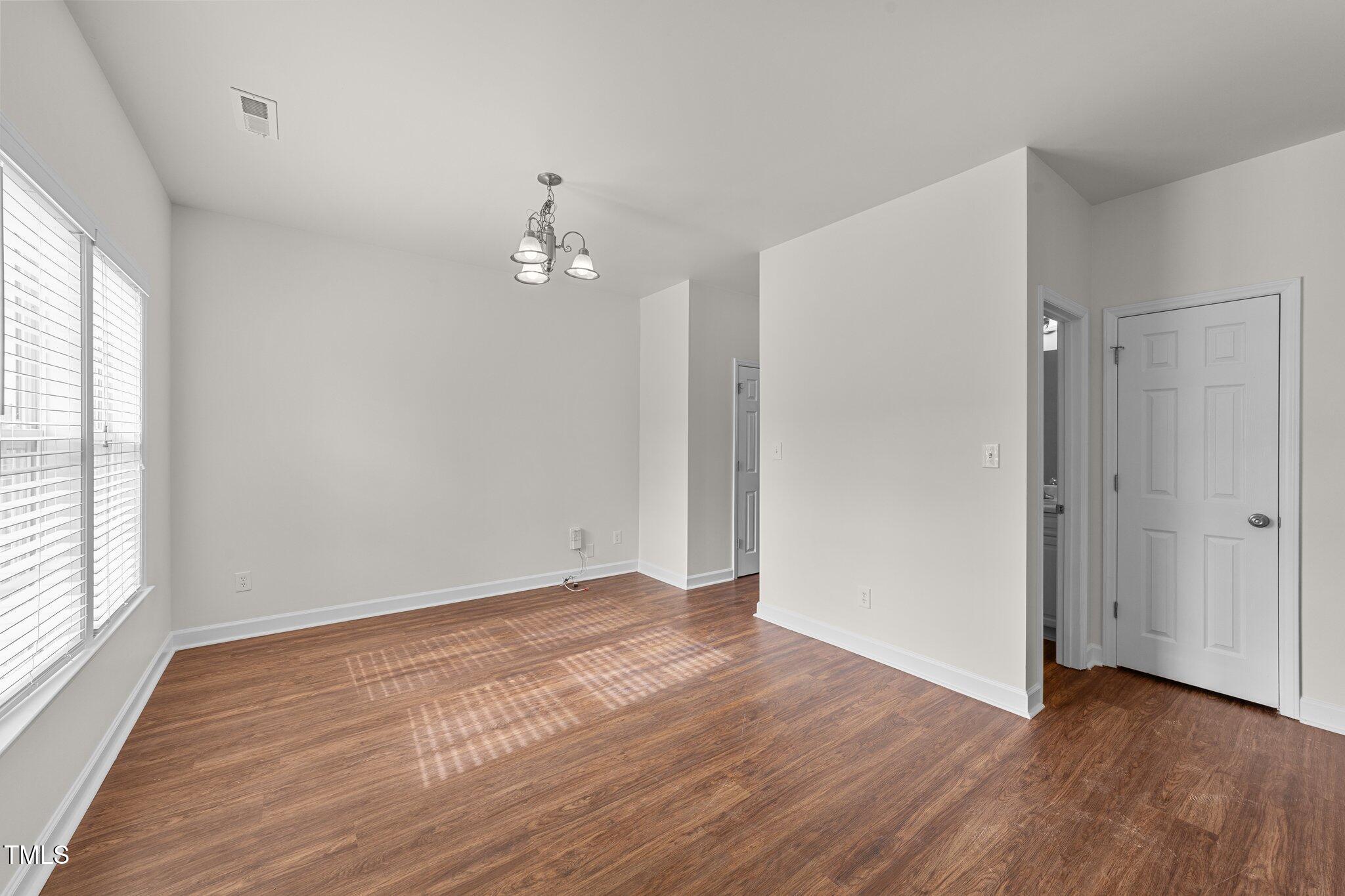7041 Spanglers Spring Way Raleigh, NC 27610 - Photo 6 of 44 15-web-or-mls-VB4A7220
