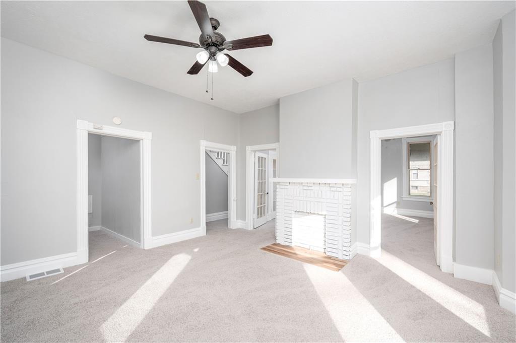 401 West New Castle Street Butler, PA 16001 - Photo 7 of 32 a view of a hallway with a bathroom