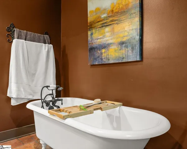 $267,900 | 109 South Laurel Street, Walhalla, SC 29691