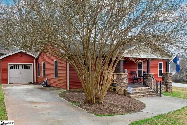 $267,900 | 109 South Laurel Street, Walhalla, SC 29691