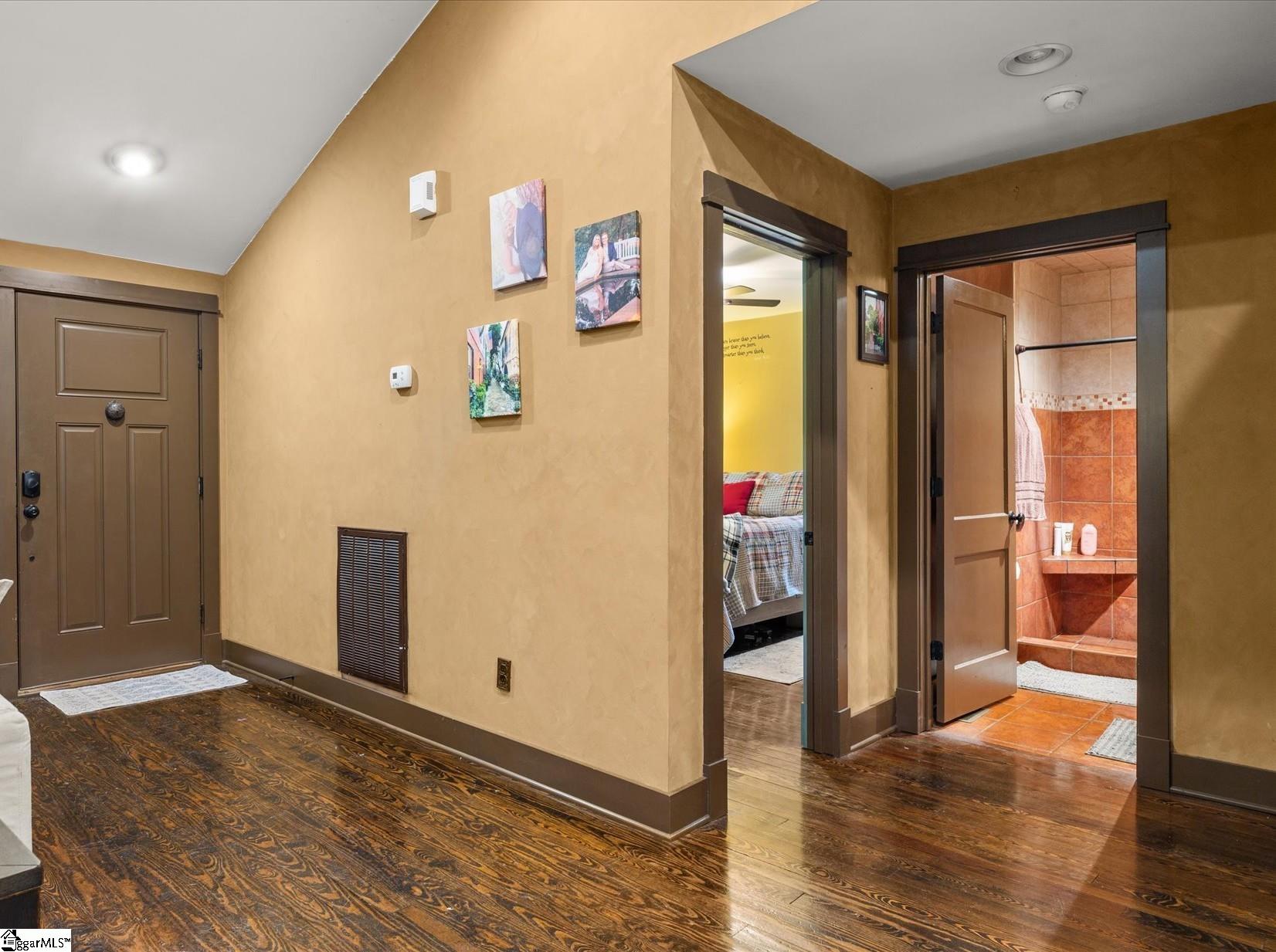 109 South Laurel Street Walhalla, SC 29691 - Photo 5 of 28