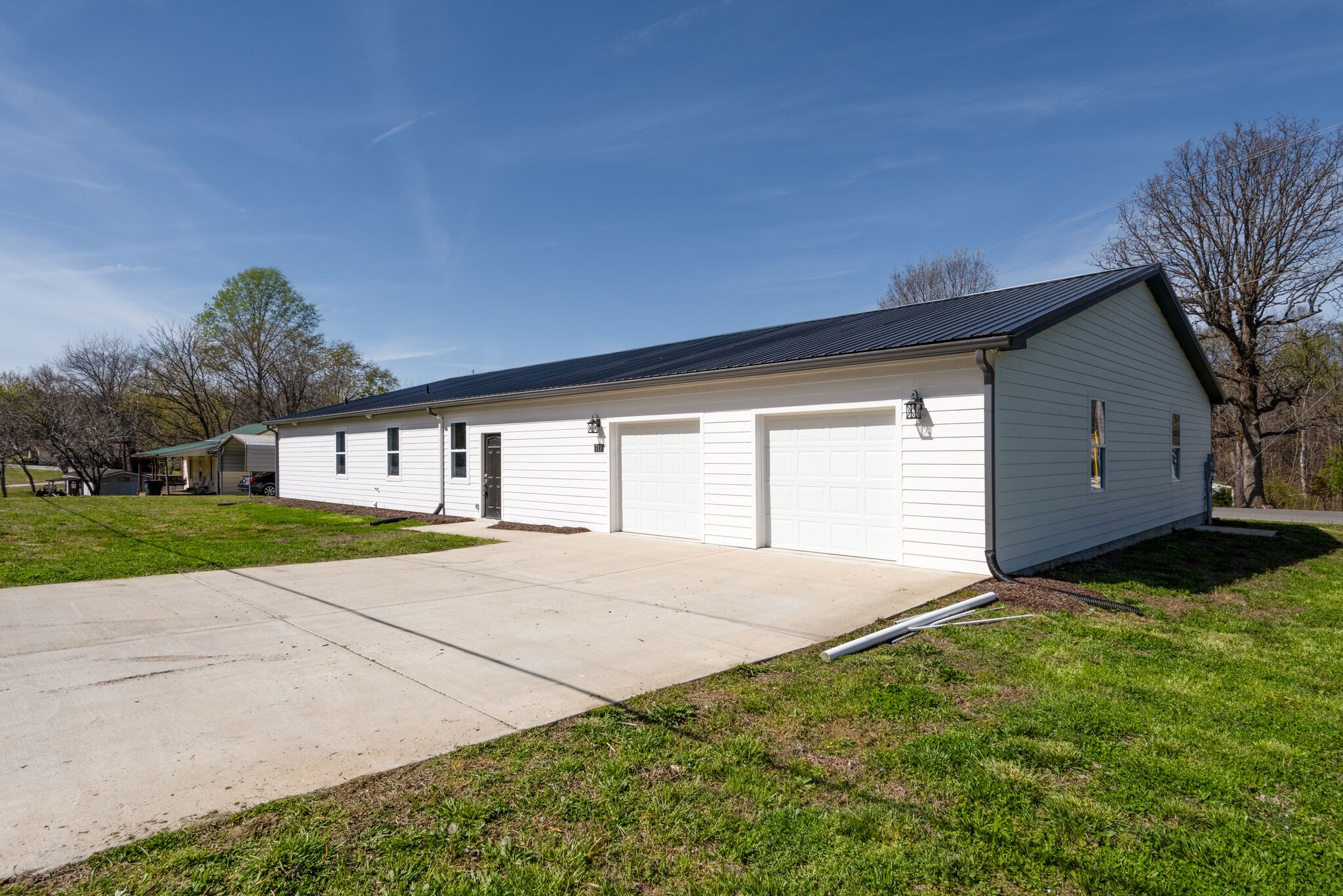 717 Blue Road Dickson, TN 37055 - Photo 3 of 30 Gallery Image 3