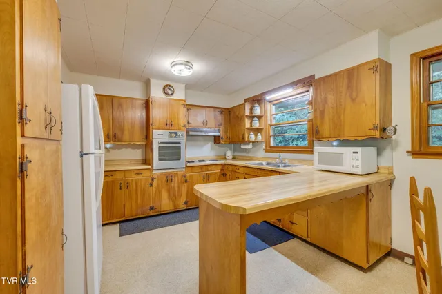 $199,000 | 624 Whaley Town Road, Butler, TN 37640