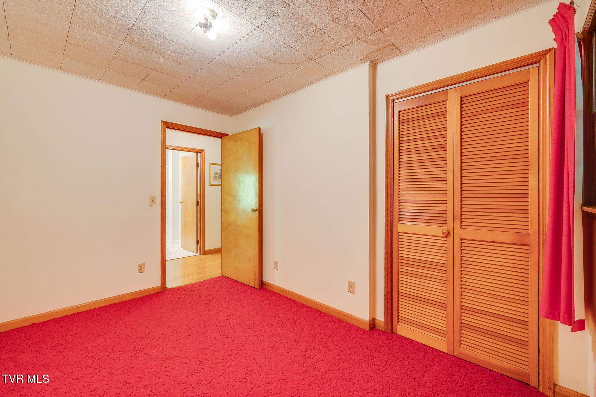 624 Whaley Town Road Butler, TN 37640 - Photo 25 of 35 022