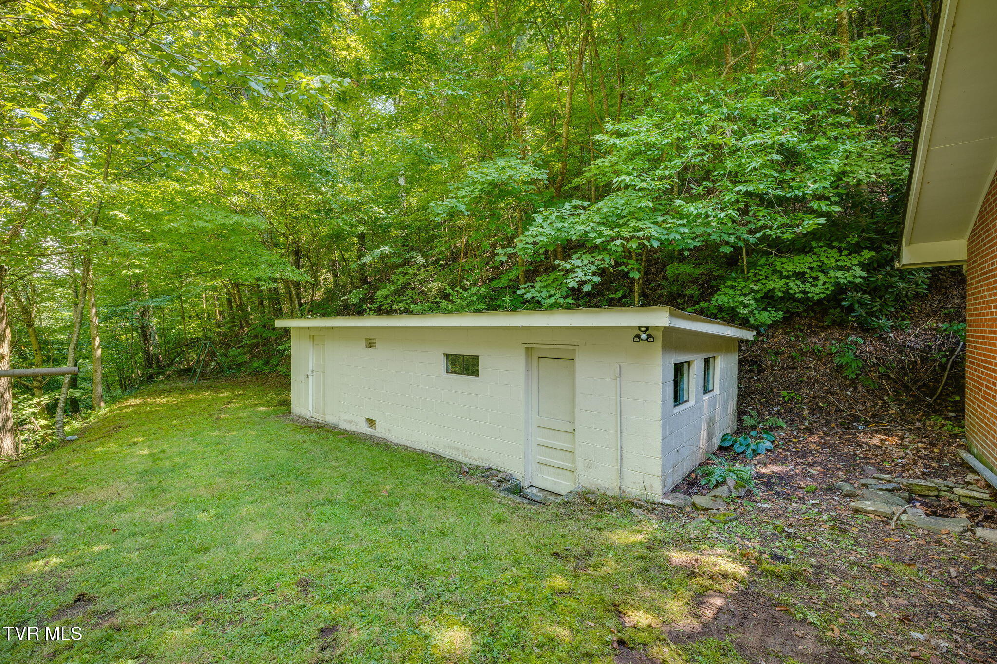 624 Whaley Town Road Butler, TN 37640 - Photo 26 of 35 023