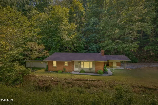 $199,000 | 624 Whaley Town Road, Butler, TN 37640