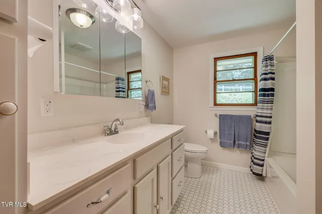 $199,000 | 624 Whaley Town Road, Butler, TN 37640