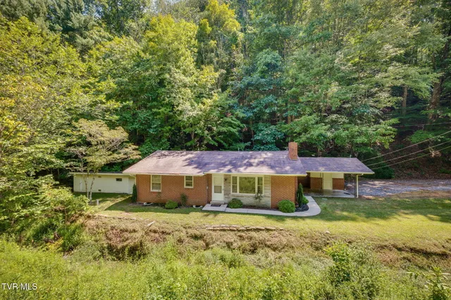 $199,000 | 624 Whaley Town Road, Butler, TN 37640