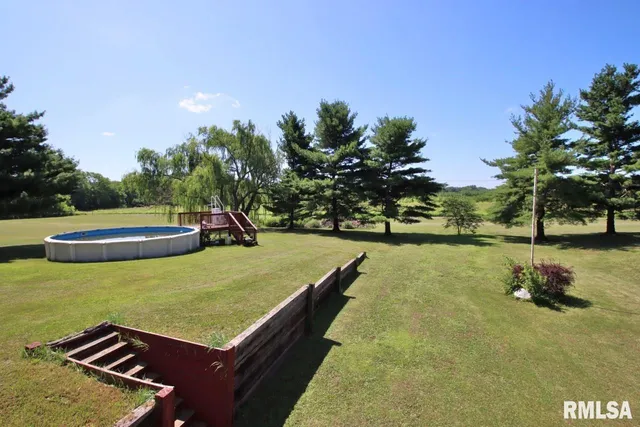 $300,000 | 1668 825 Avenue, Lincoln, IL 62656