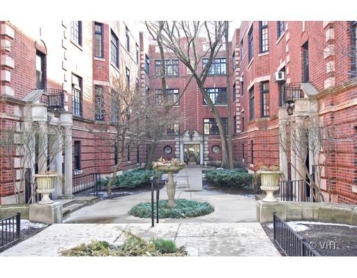 507 West Aldine Avenue, Unit 2B Chicago, IL 60657 - Photo 2 of 16