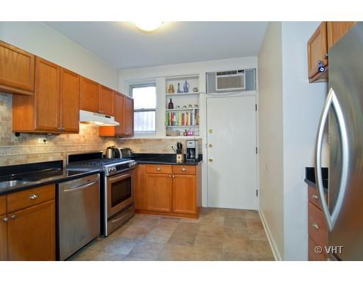 507 West Aldine Avenue, Unit 2B Chicago, IL 60657 - Photo 6 of 16